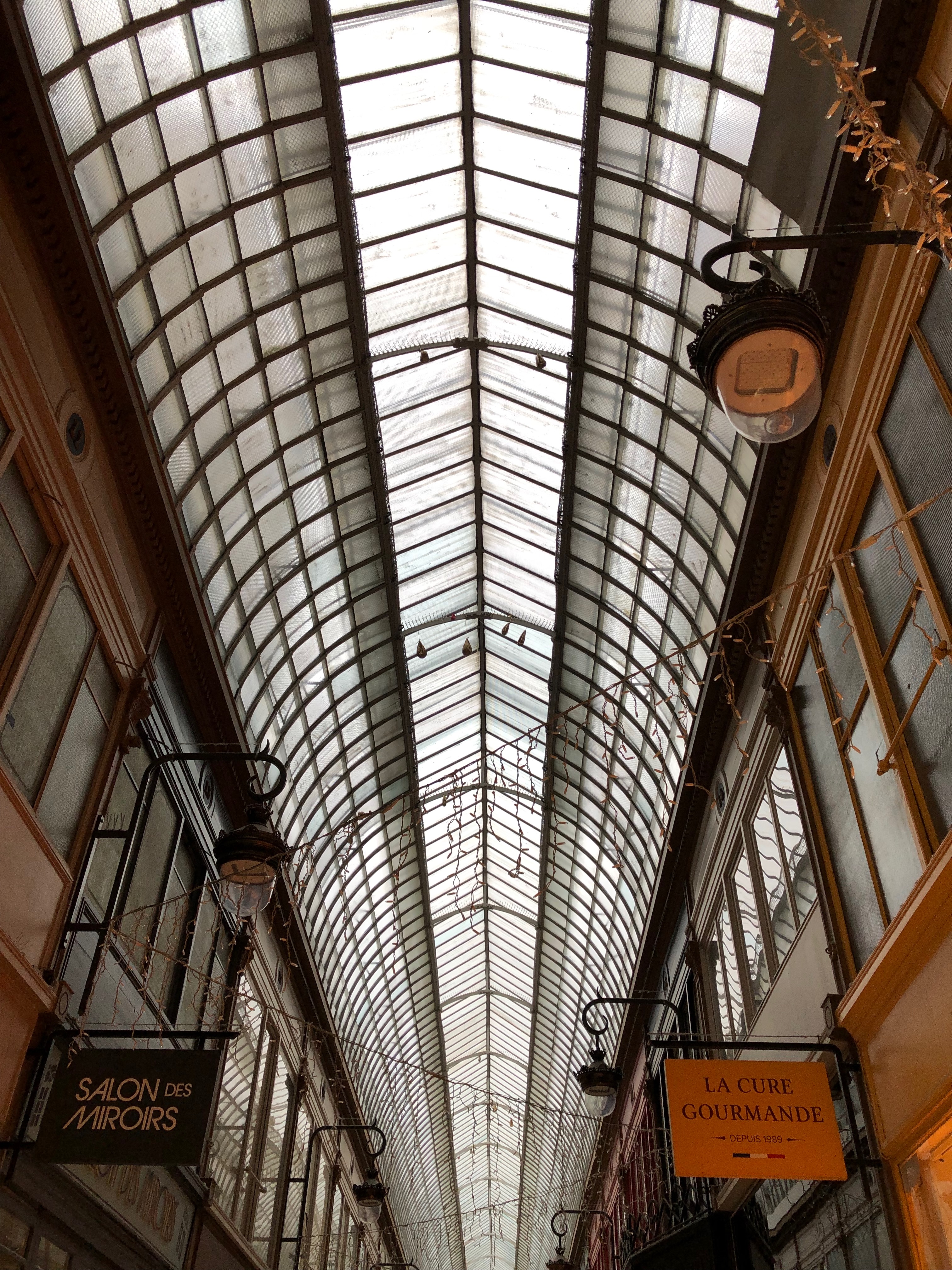 LES PASSAGES PARISIENS 